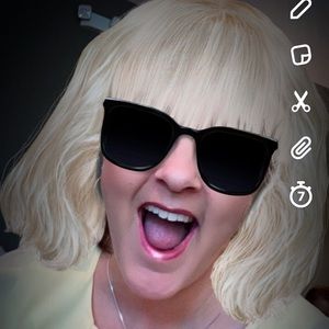 Meet your Posher, Dannielle